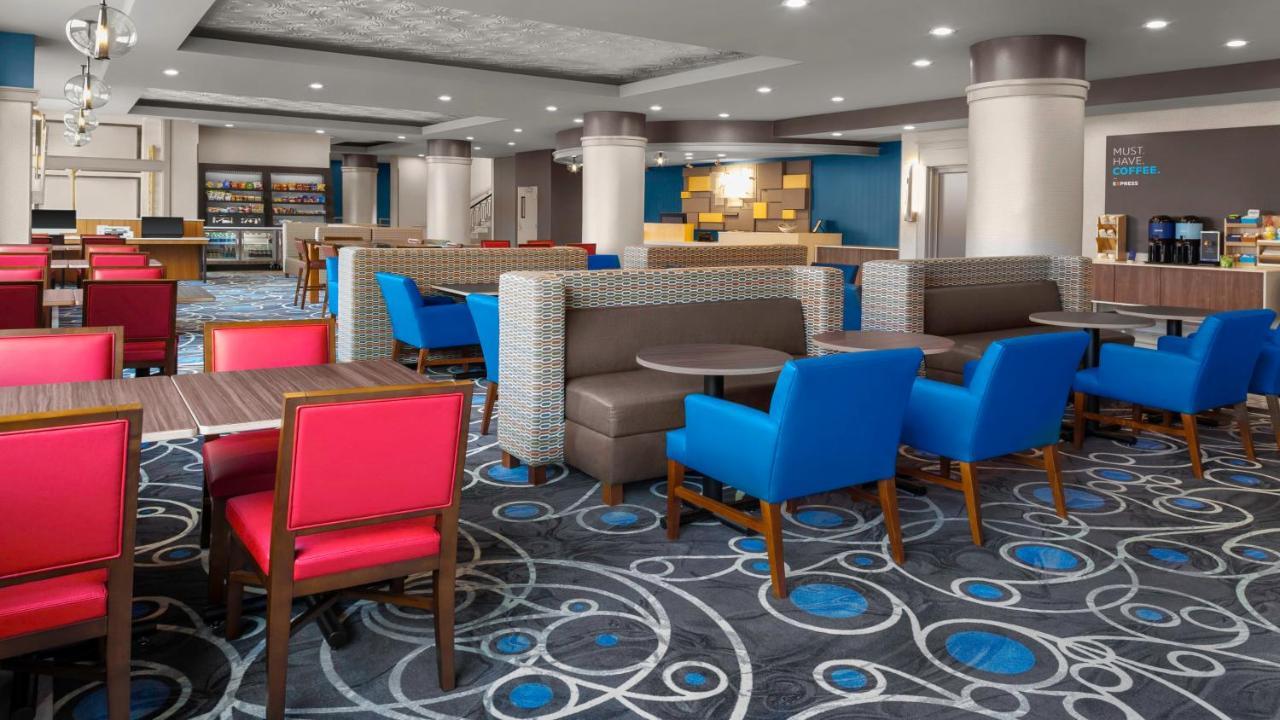 Holiday Inn Express - Kansas City Downtown By Ihg Exteriör bild