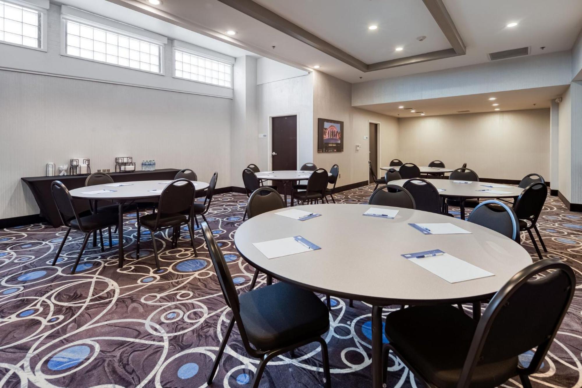 Holiday Inn Express - Kansas City Downtown By Ihg Exteriör bild